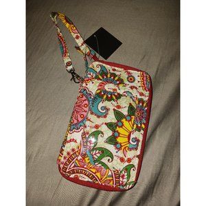 NWT! NICOLE'S BOUTIQUE WRISTLET